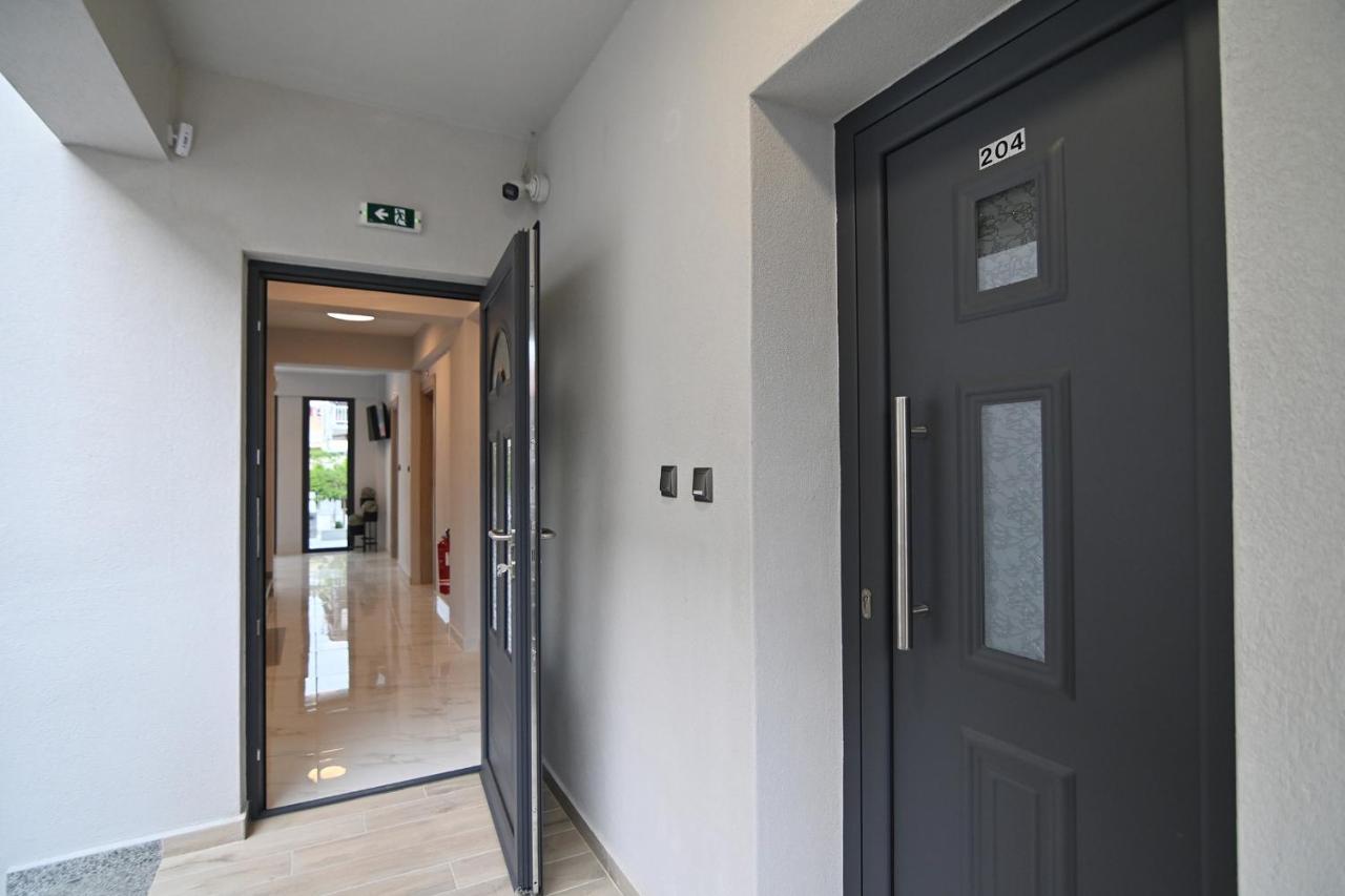 Vrasná Armonia Luxury Suites מראה חיצוני תמונה
