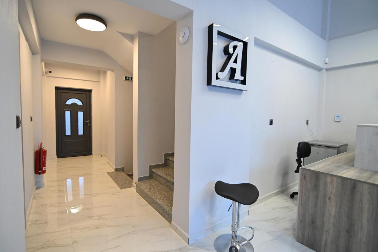 Vrasná Armonia Luxury Suites מראה חיצוני תמונה