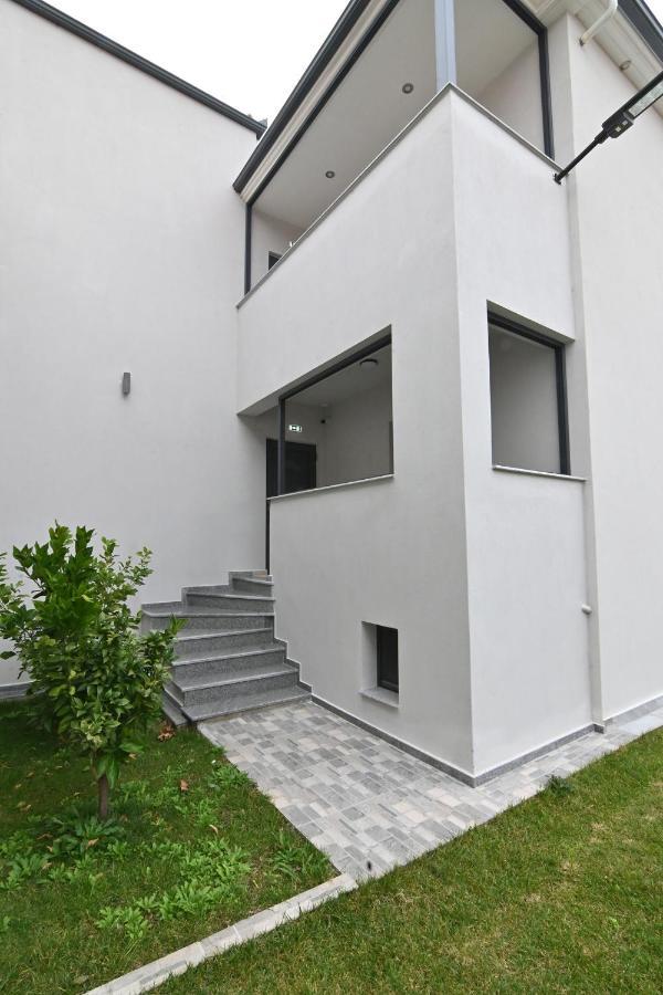 Vrasná Armonia Luxury Suites מראה חיצוני תמונה